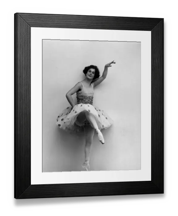 Framed Print : En Pointe. circa 1930: A performer from the pantomime of Robin Hood at Framed Print : En Pointe. circa 1930: A performer from the pantomime of Robin Hood at
