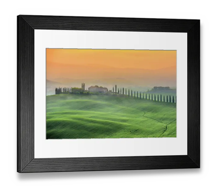 Framed Print : Beautiful summer landscape in Tuscany, Italy Framed Print : Beautiful summer landscape in Tuscany, Italy