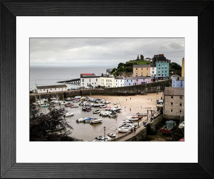 Framed Print : Wales - Tenby, Pembrokeshire Framed Print : Wales - Tenby, Pembrokeshire