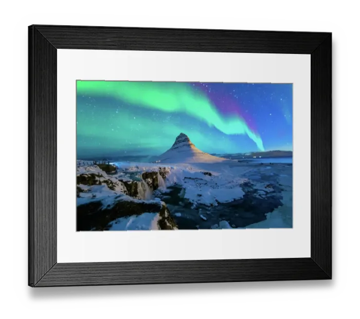 Framed Print : Northern lights at Mount Kirkjufell, Iceland Framed Print : Northern lights at Mount Kirkjufell, Iceland