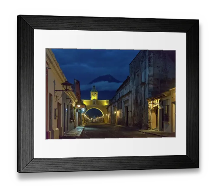 Framed Print : Santa Catalina Arch, Antigua, Guatemala, at sunrise Framed Print : Santa Catalina Arch, Antigua, Guatemala, at sunrise