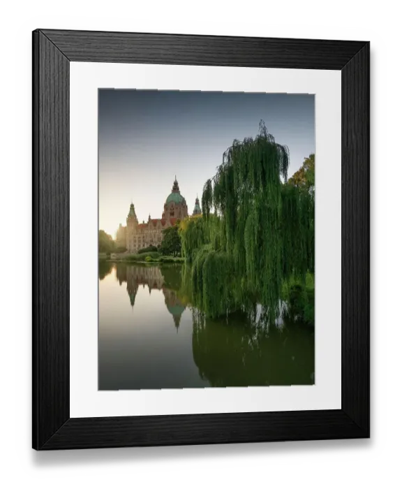 Framed Print : City Hall of Hanover on Lake Maschsee, Hanover, Germany Framed Print : City Hall of Hanover on Lake Maschsee, Hanover, Germany