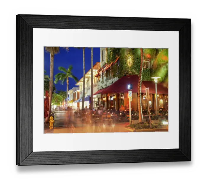 Framed Print : Usa. Miami Beach. Lincoln Road at dusk Framed Print : Usa. Miami Beach. Lincoln Road at dusk