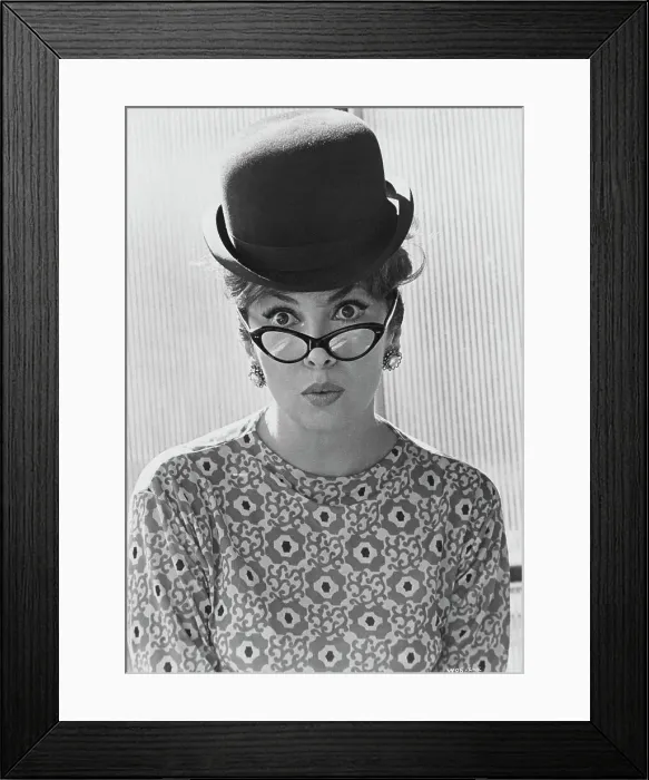 Framed Print : Gina Lollobrigida Framed Print : Gina Lollobrigida