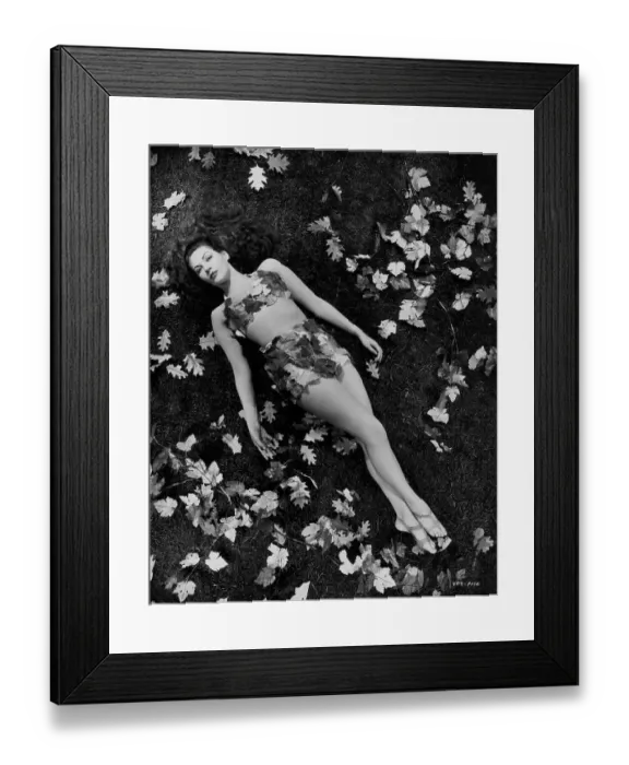 Framed Print : Yvonne De Carlo Framed Print : Yvonne De Carlo