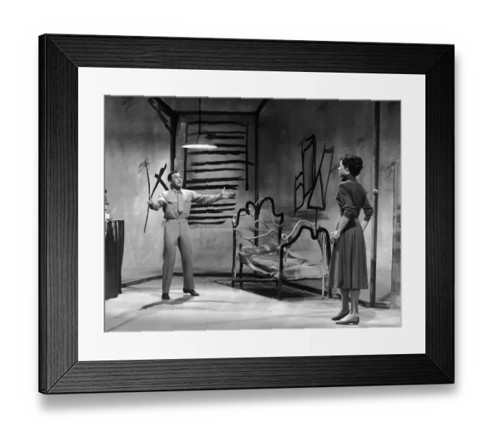 Framed Print : An American In Paris Framed Print : An American In Paris