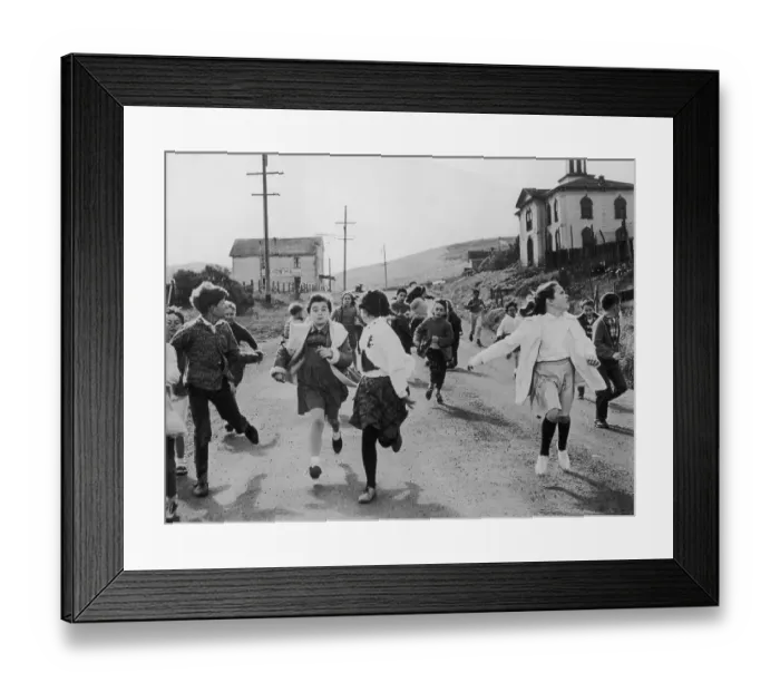 Framed Print : The Birds. A group of schoolchildren flee the avian threat in a scene