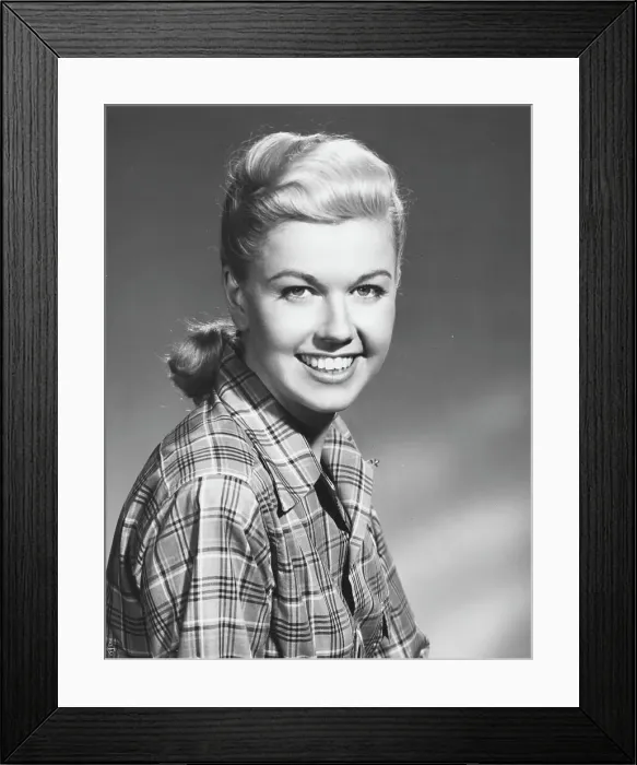 Framed Print : Doris Day. Portrait of actress and singer Doris Day Framed Print : Doris Day. Portrait of actress and singer Doris Day
