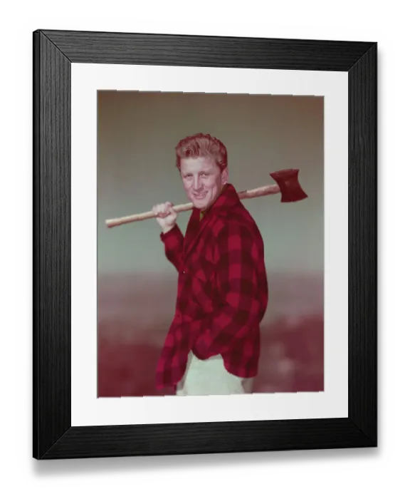 Framed Print : Kirk Douglas Framed Print : Kirk Douglas