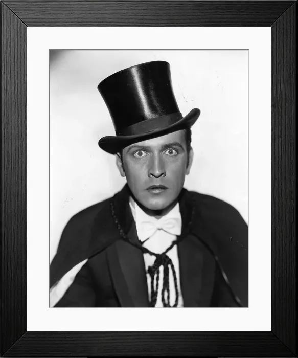 Framed Print : Dr Jekyll And Mr Hyde Framed Print : Dr Jekyll And Mr Hyde