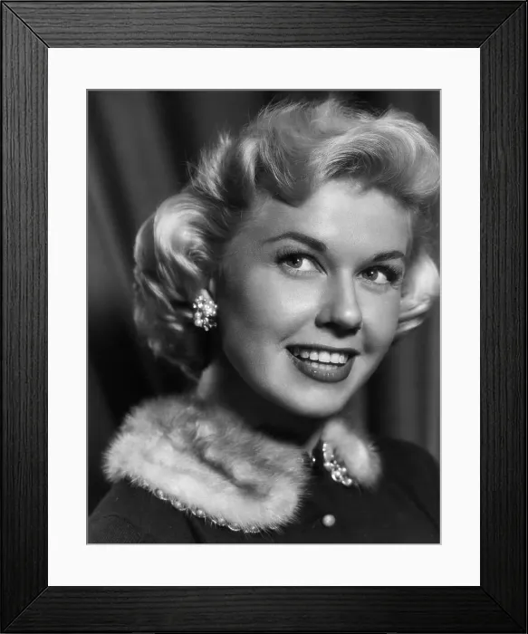 Framed Print : Smiling Day Framed Print : Smiling Day