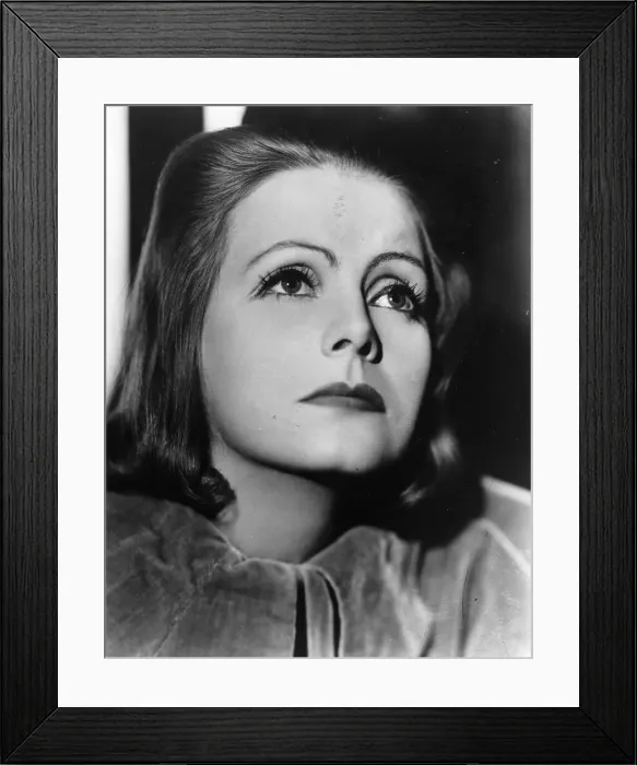 Framed Print : Greta Garbo Framed Print : Greta Garbo