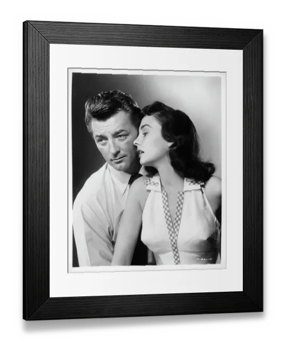 Framed Print : Robert Mitchum And Jean Simmons In Angel Face Framed Print : Robert Mitchum And Jean Simmons In Angel Face