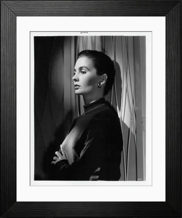 Framed Print : Jean Simmons In The Actress Framed Print : Jean Simmons In The Actress