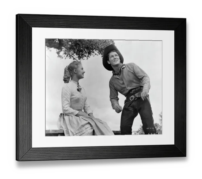Framed Print : Shirley Jones And Gordon MacRae In Oklahoma! Framed Print : Shirley Jones And Gordon MacRae In Oklahoma!