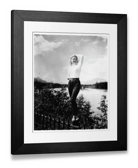 Framed Print : Marilyn Monroe In River Of No Return
