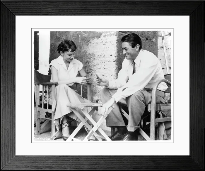 Framed Print : Audrey Hepburn And Gregory Peck In Roman Holiday