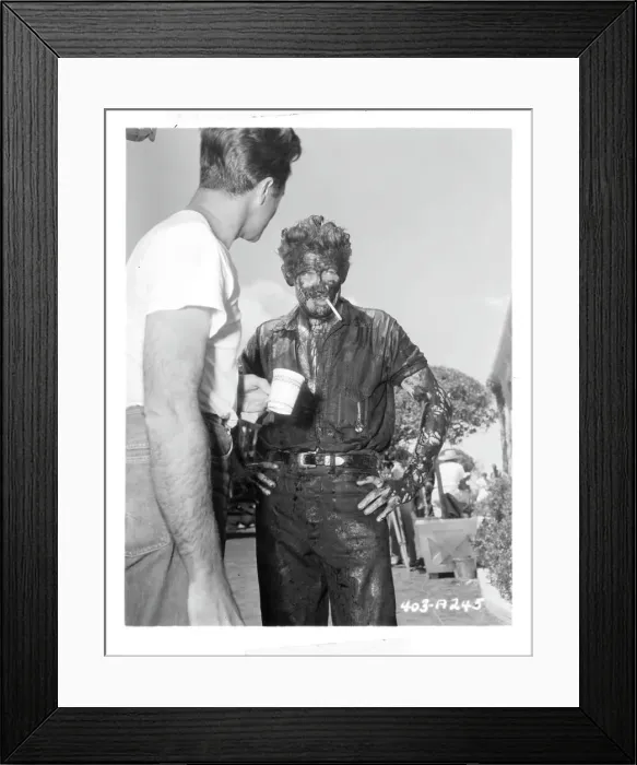 Framed Print : James Dean In Giant Framed Print : James Dean In Giant