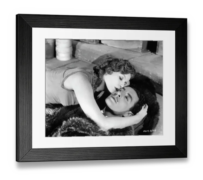 Framed Print : Greta Garbo And John Gilbert In Flesh And The Devil Framed Print : Greta Garbo And John Gilbert In Flesh And The Devil