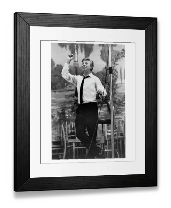 Framed Print : Tommy Steele In Half A Sixpence Framed Print : Tommy Steele In Half A Sixpence