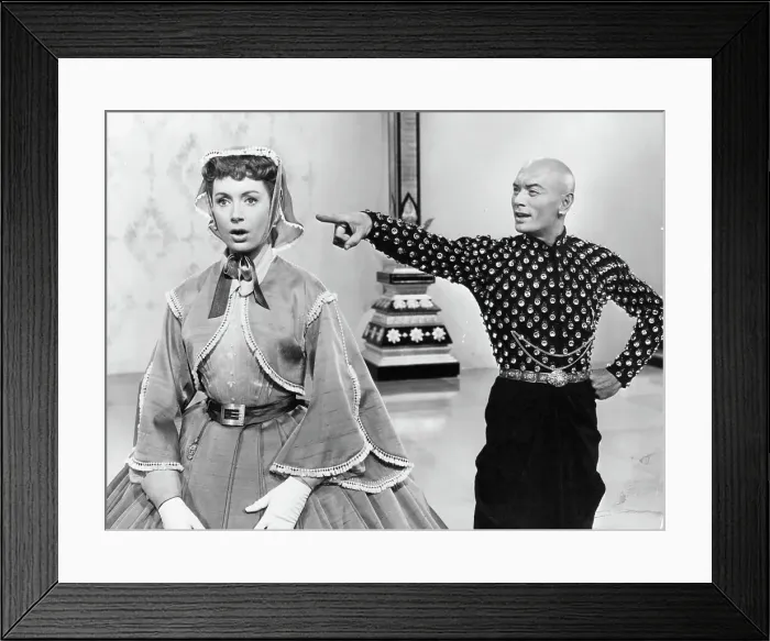 Framed Print : Deborah Kerr And Yul Brynner In The King And I Framed Print : Deborah Kerr And Yul Brynner In The King And I