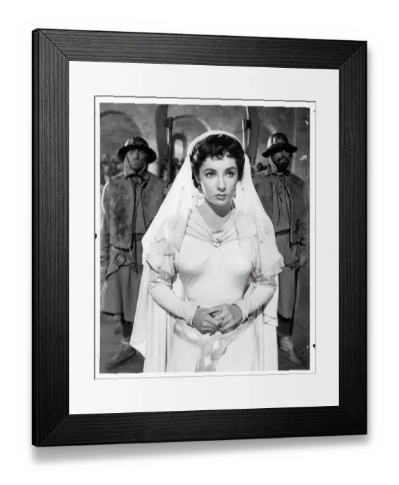 Framed Print : Elizabeth Taylor In Ivanhoe