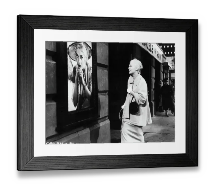 Framed Print : Kim Novak In Jeanne Eagels Framed Print : Kim Novak In Jeanne Eagels