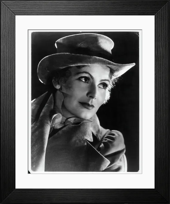 Framed Print : Greta Garbo In Conquest Framed Print : Greta Garbo In Conquest
