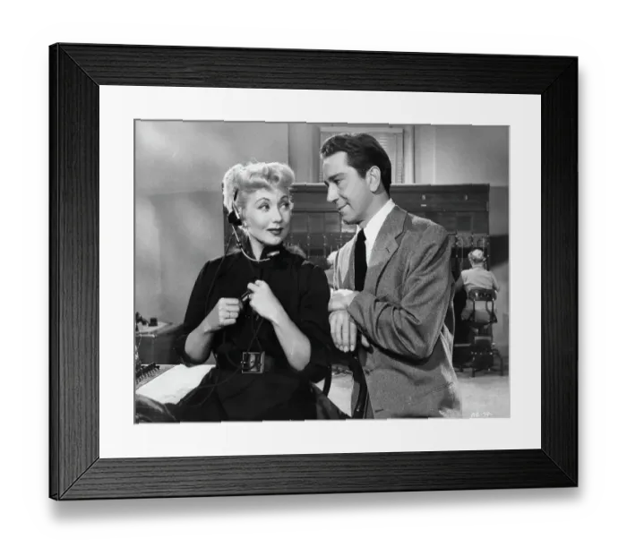 Framed Print : Ann Sothern And Richard Conte In Blue Gardenia