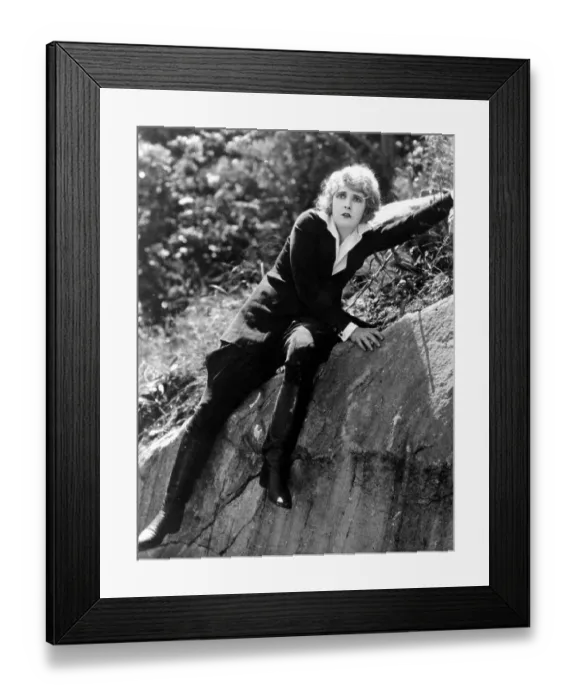 Framed Print : Plunder. 1923: American actress Pearl White (1889-1938) stars in the Pathe Framed Print : Plunder. 1923: American actress Pearl White (1889-1938) stars in the Pathe