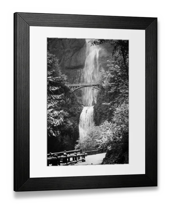 Framed Print : Multnomah Falls Framed Print : Multnomah Falls
