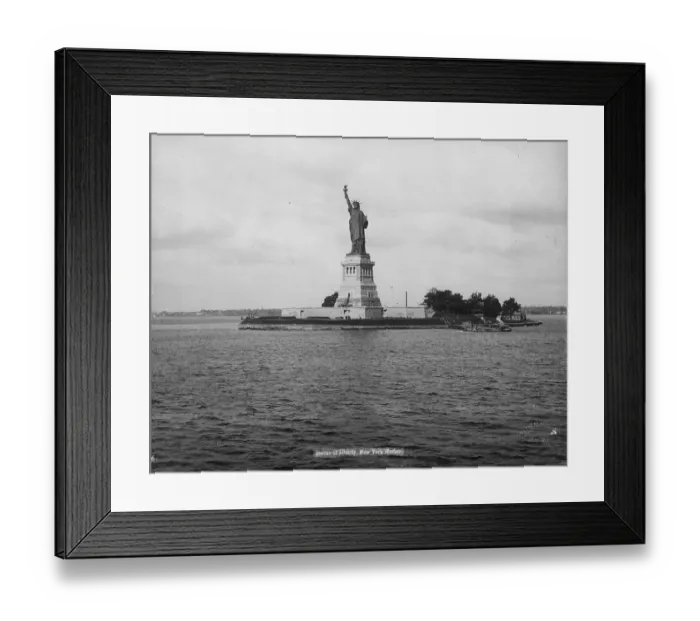 Framed Print : Statue Of Liberty Framed Print : Statue Of Liberty