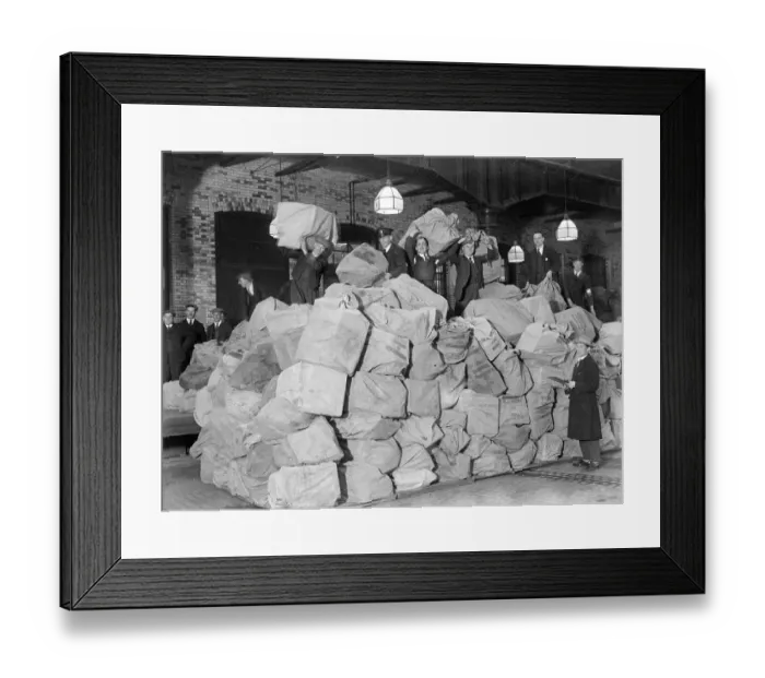 Framed Print : Seasonal Mail Framed Print : Seasonal Mail