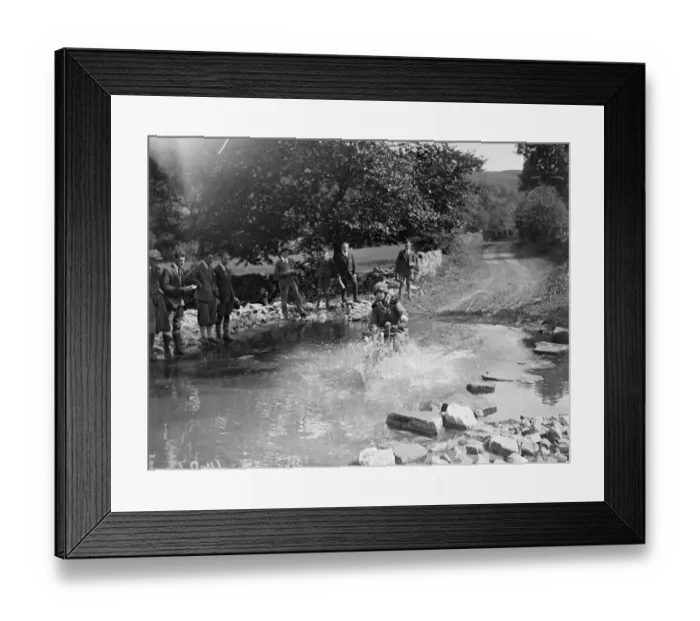 Framed Print : Watersplash Framed Print : Watersplash