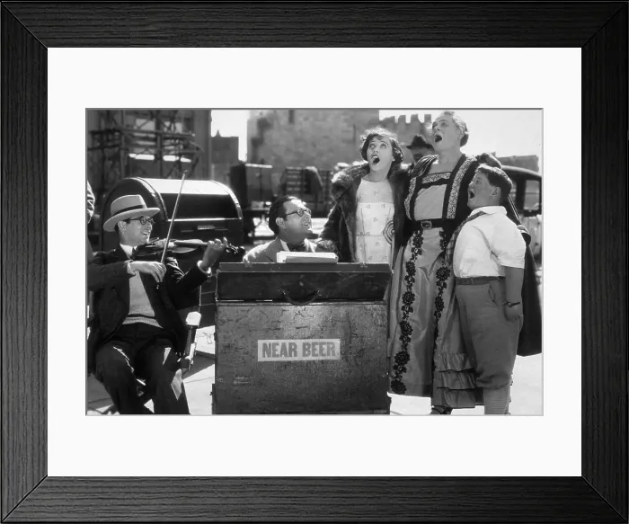 Framed Print : Warble. circa 1927: Actors Marie Dressler (1869-1934), Eddie Gribbon Framed Print : Warble. circa 1927: Actors Marie Dressler (1869-1934), Eddie Gribbon