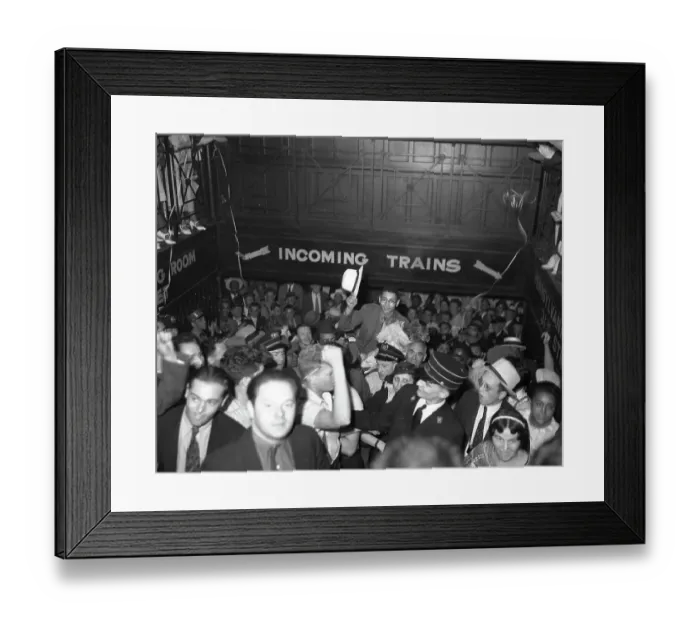 Framed Print : Angelo Herndon Greeted By Comrades In New York Framed Print : Angelo Herndon Greeted By Comrades In New York
