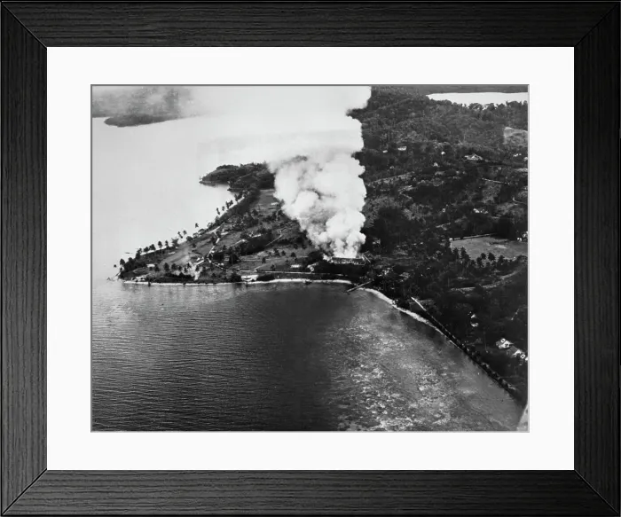 Framed Print : Us Marines Land on Tulagi Framed Print : Us Marines Land on Tulagi