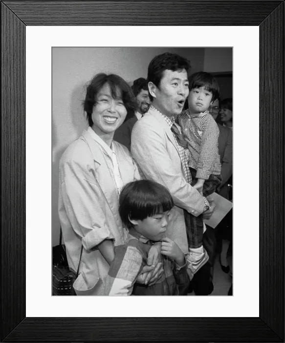 Framed Print : Choichiro Yatani with Family