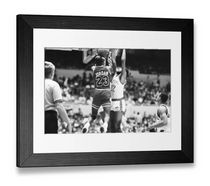 Framed Print : Michael Jordan In Action Versus The Clippers Framed Print : Michael Jordan In Action Versus The Clippers