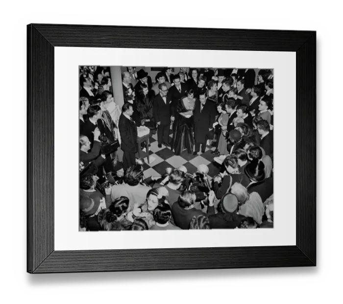 Framed Print : Billy Rose, Eleanor Holm, Gloria Swanson Framed Print : Billy Rose, Eleanor Holm, Gloria Swanson