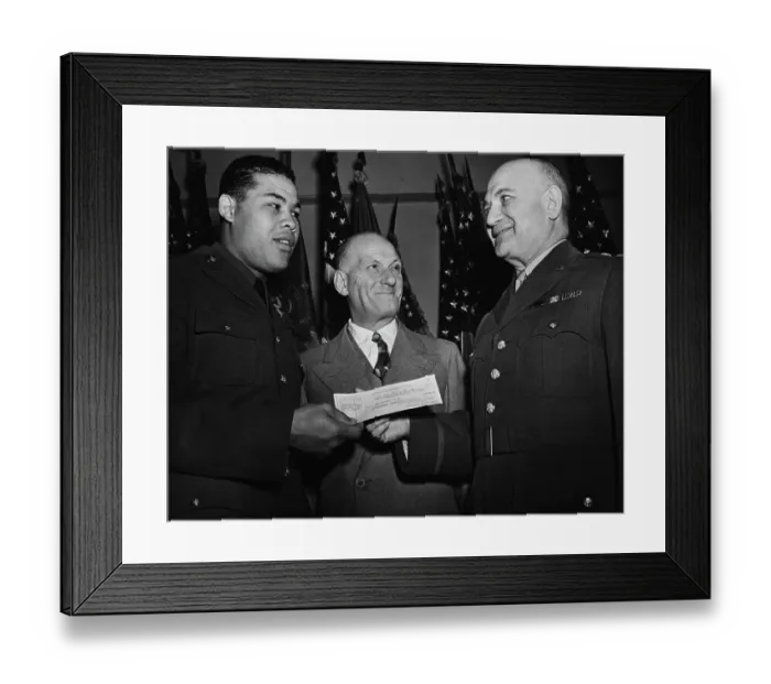 Framed Print : Joe Louis And General Phillipson Framed Print : Joe Louis And General Phillipson