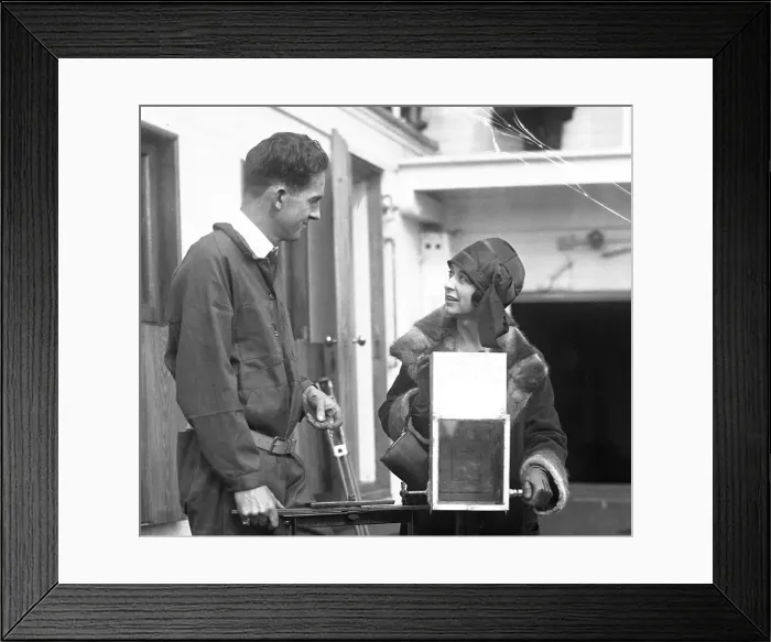 Framed Print : Ernest Schoedsack And Ruth Rose Hold Underwater Camera Framed Print : Ernest Schoedsack And Ruth Rose Hold Underwater Camera