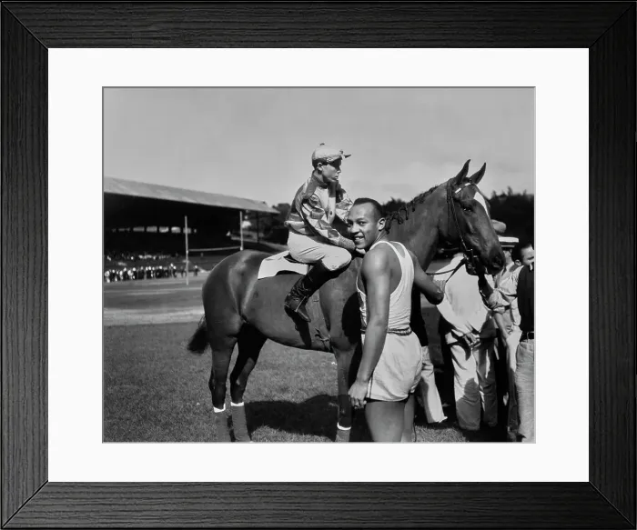 Framed Print : Jesse Owens In Cuba Framed Print : Jesse Owens In Cuba