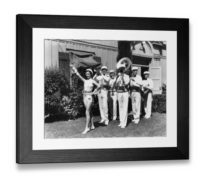 Framed Print : Donna Jeanna - 1932 Olympics Framed Print : Donna Jeanna - 1932 Olympics