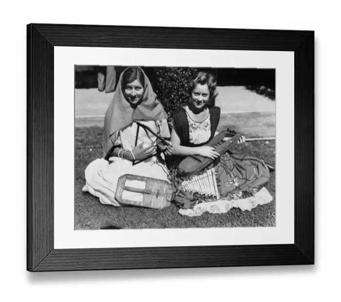 Framed Print : Alice And Donna Pre 1932 Olympic Fesitval Framed Print : Alice And Donna Pre 1932 Olympic Fesitval