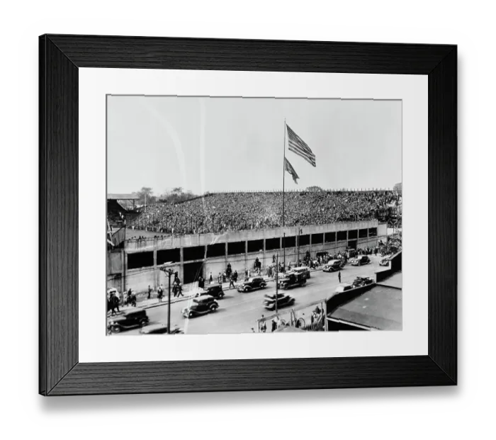 Framed Print : Detroit Tigers Vs Chicago Cubs