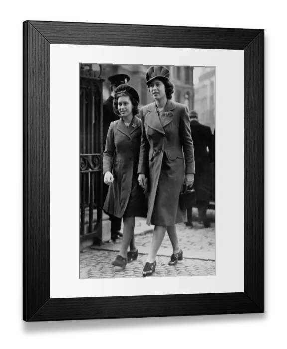 Framed Print : Princesses Margaret And Elizabeth Framed Print : Princesses Margaret And Elizabeth