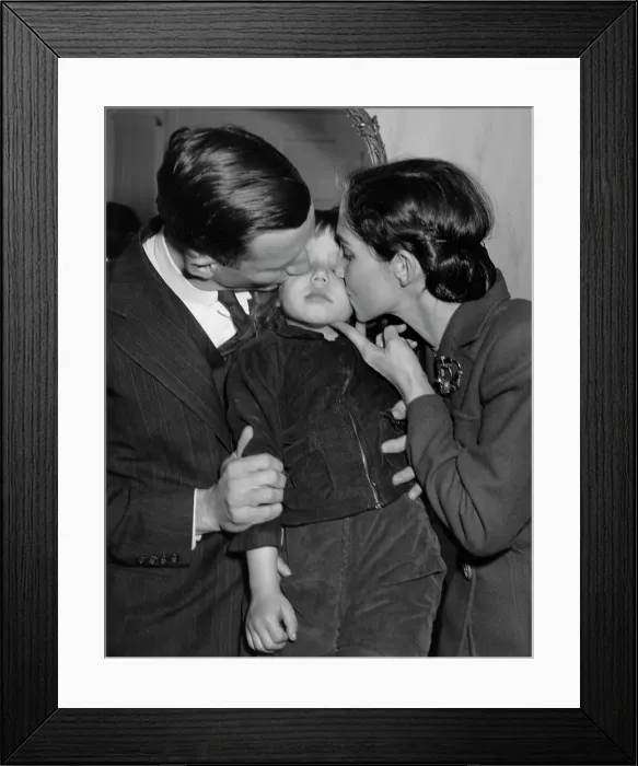Framed Print : Abducted Girl Reunited With Parents Framed Print : Abducted Girl Reunited With Parents