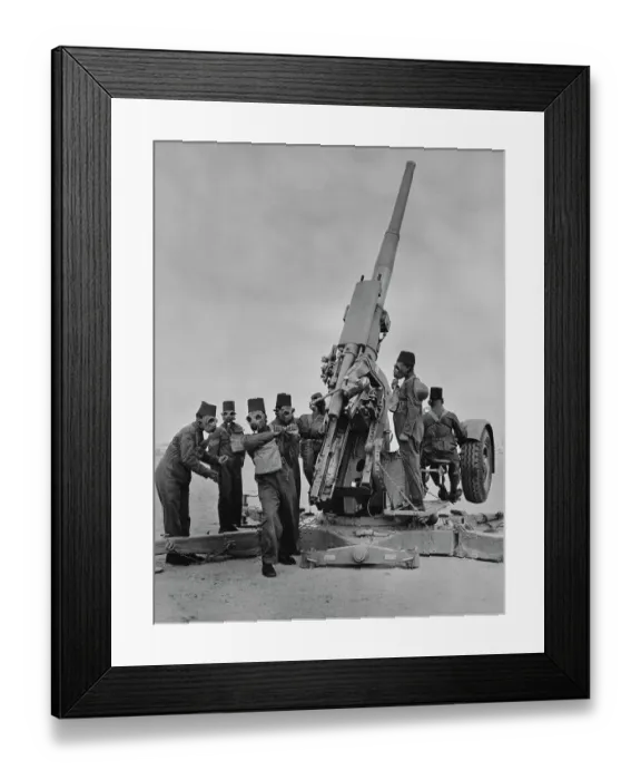 Framed Print : Egyptian Army Anti-Aircraft Gun Crew