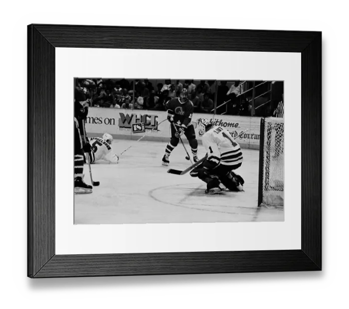 Framed Print : Hartford Whalers v Quebec Nordiques Framed Print : Hartford Whalers v Quebec Nordiques